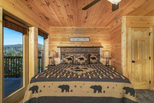 Bear Necessities - 3 Bedrooms, 3 Baths, Sleeps 10 Cabin