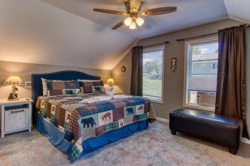 Rustic River Lodge By Honeybearcabins 7br 6ba Sleeps 21