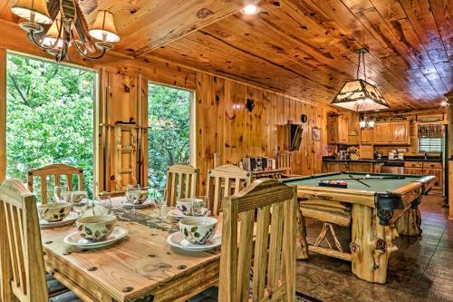 Pristine Riverfront Escape 4 Mi To Dollywood!
