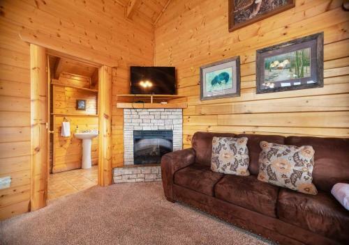 Beyond Expectations - Pigeon Forge, Tn By Ts