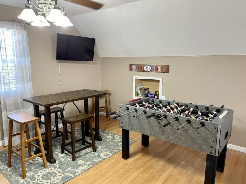 Mountain Rooster Inn Home