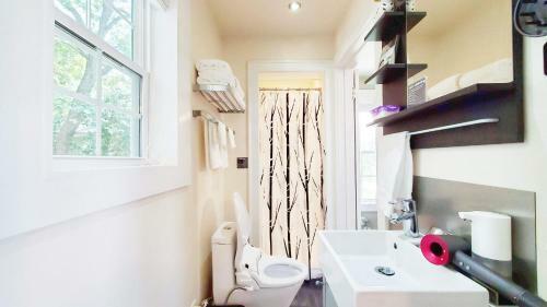 Ut Downtown Private Carriage Eco Pecan Tree House Free Wifi & Wired Internet