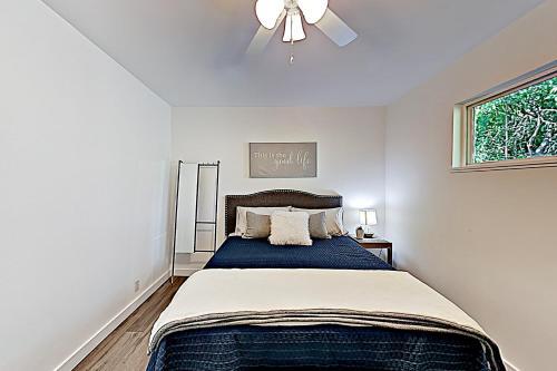 Newning Gage Oaks #208