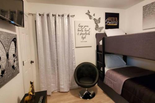 Duplex-unit A & Unit B Near Dwtn & Austin-bergstrom Airport