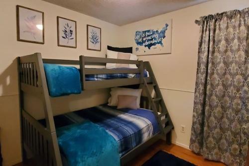 Duplex-unit A & Unit B Near Dwtn & Austin-bergstrom Airport