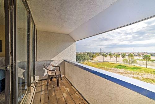 Apartamento Sunny Corpus Christi Condo, 2 Mi To Beaches!