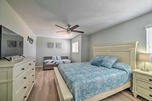 Apartamento Chic Waterfront Condo With Private Boat Slip!