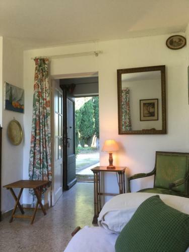 Domaine De Casteuse,lourmarin Cottage