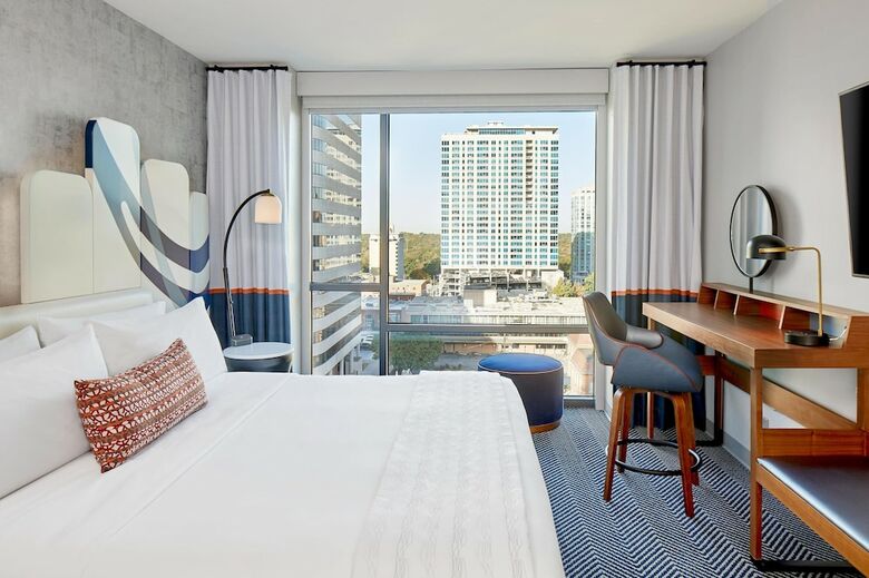 Sheraton Clayton Plaza Hotel