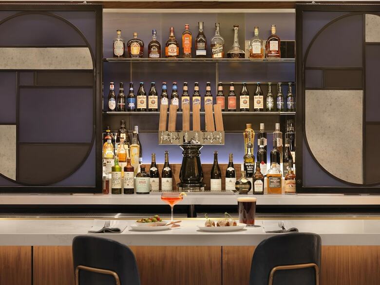 Sheraton Clayton Plaza Hotel