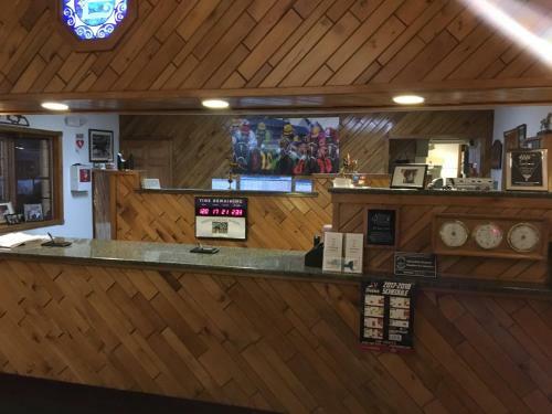 Landmark Motor Inn