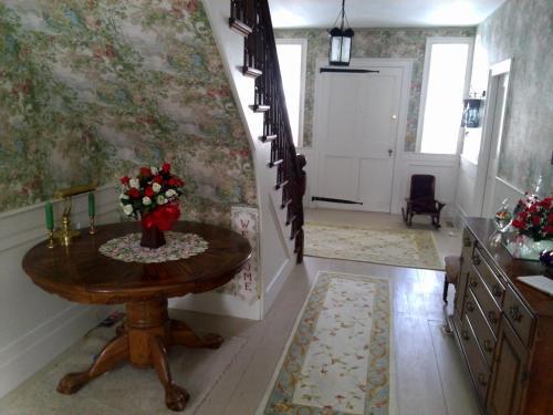 The 1810 Juliand House Bed & Breakfast