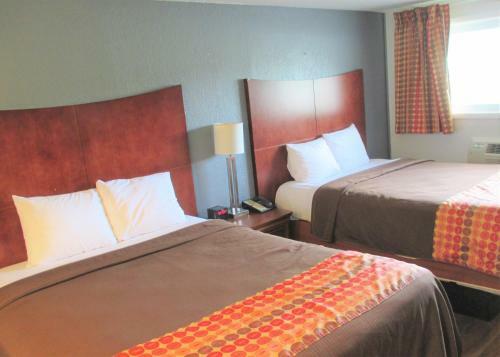 Motel Travel Inn And Suites