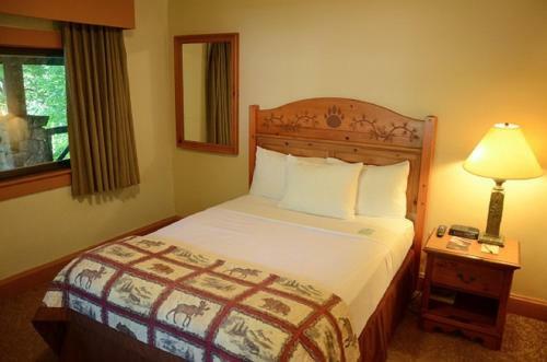 Hotel Overlook Lodge At Bear Mountain