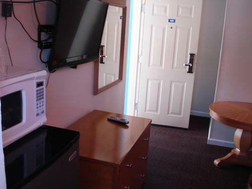Motel Passport Inn & Suites