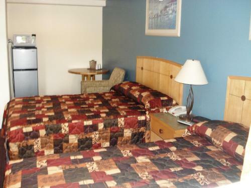 Motel Passport Inn & Suites