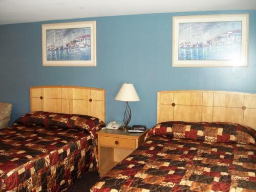 Motel Passport Inn & Suites