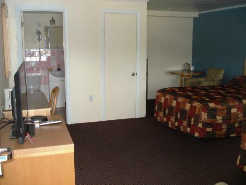 Motel Passport Inn & Suites