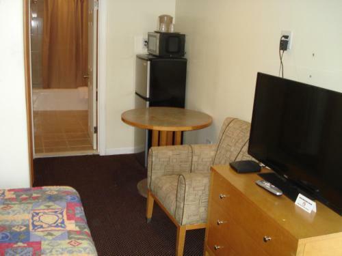 Motel Passport Inn & Suites
