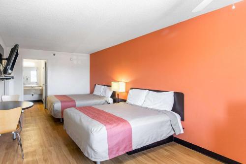 Motel 6 Brooklawn