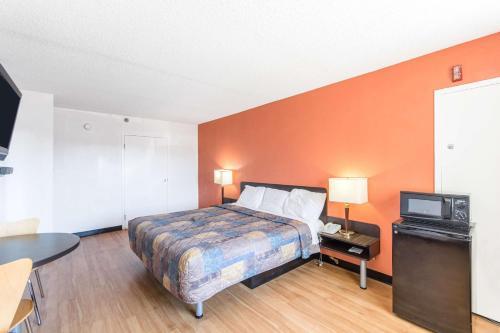 Motel 6 Brooklawn