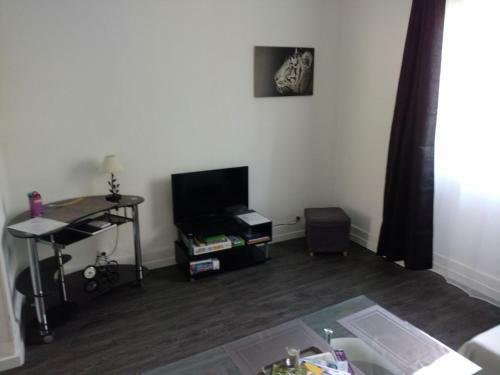 Apartamento 1er �tage Appartement 2ch Parking � Lurs