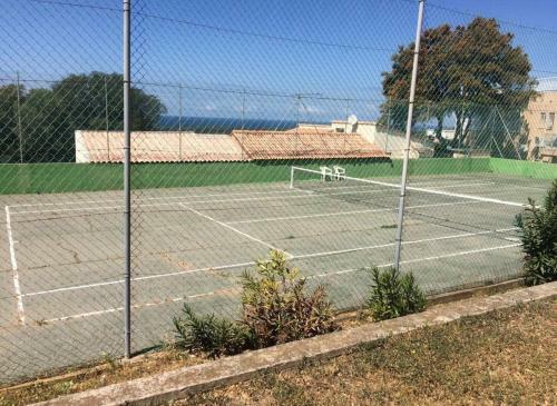 Apartamento Appartamento Mirella Con Piscina