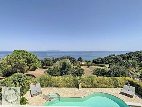 Hotel Seaview Villa Marlau
