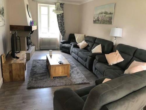 Peaceful & Rural 4-bedroom Villa