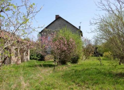 Peaceful & Rural 4-bedroom Villa
