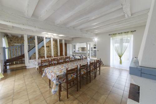 G�te Pour 16 Pers Avec Piscine - Maisoncelles