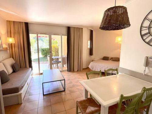 Apartamento Grand Studio Golf De Pont Royal