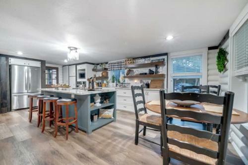 Cookies Log Cabin Retreat
