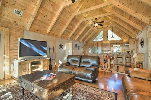 Twin Acres Scenic Ranch In Texas Hill Country