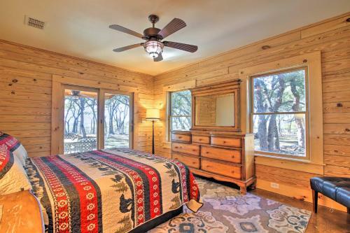 Twin Acres Scenic Ranch In Texas Hill Country