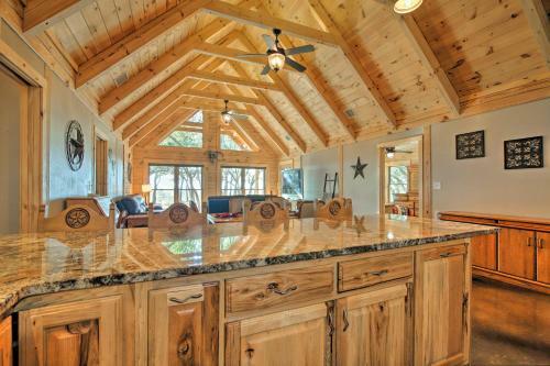 Twin Acres Scenic Ranch In Texas Hill Country