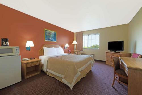 Hotel Cameron Days Inn