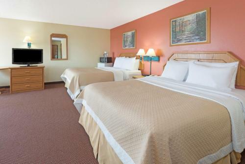 Hotel Cameron Days Inn