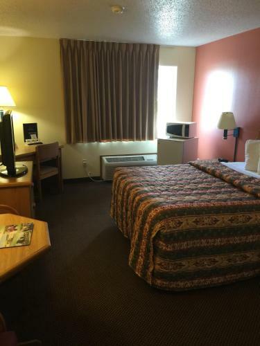Hotel Cameron Days Inn