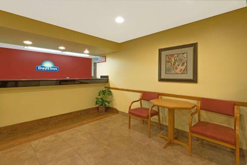 Hotel Cameron Days Inn
