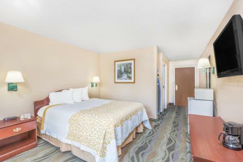 Hotel Days Inn & Suites - Morganton