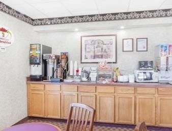 Motel Super 8 Monticello