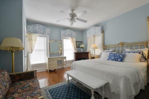 Quintessentials Bed And Breakfast And Spa