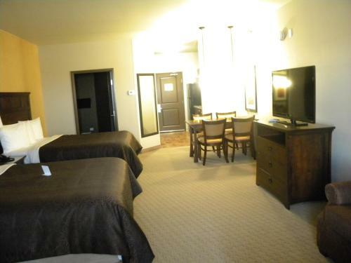 Hotel Teddy's Residential Suites