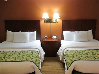 Motel Red Carpet Inn And Suites Plymouth