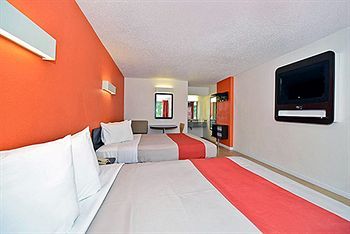 Motel 6 Albany Airport