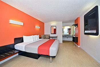 Motel 6 Albany Airport