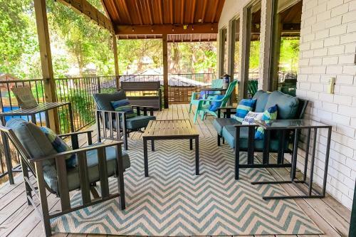 Villa Shoals