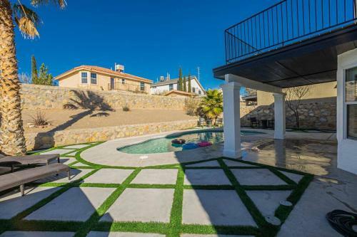 Villa Casa Nico - Contemporary Home With Pool & Gym
