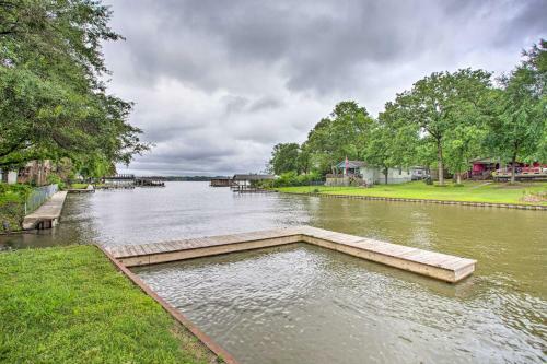 Waterfront Home - Back Yard, Boat Slip And Deck